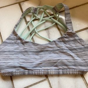 Lululemon sports bra size 2